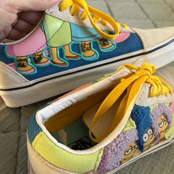 The Simpsons Vans - Picture 3 of 5